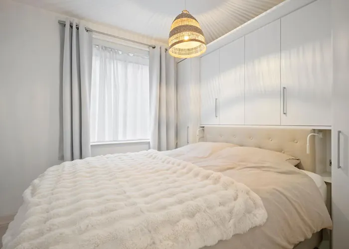 Apartment Ensor 0103