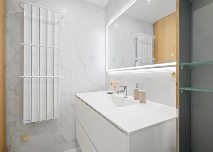 Ensor 0103 Apartment *